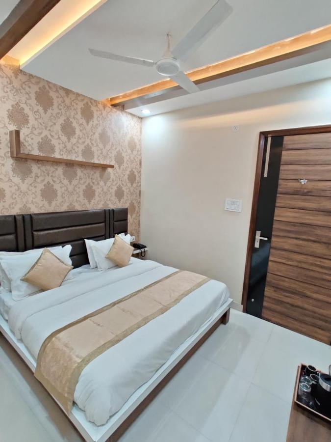 Guntas Residency Hotell Amritsar Eksteriør bilde