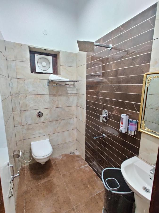 Guntas Residency Hotell Amritsar Eksteriør bilde