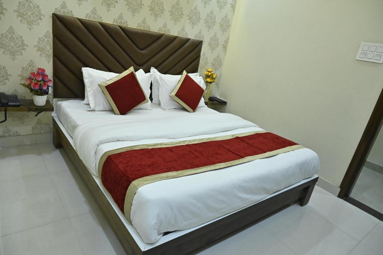 Guntas Residency Hotell Amritsar Eksteriør bilde