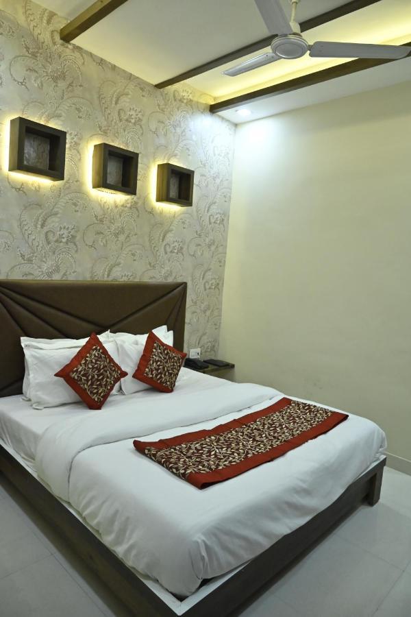Guntas Residency Hotell Amritsar Eksteriør bilde