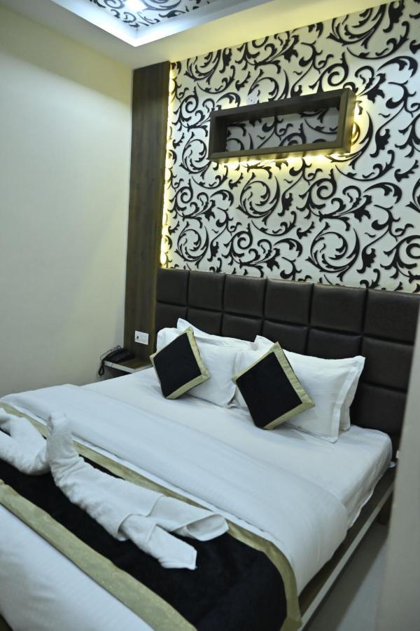 Guntas Residency Hotell Amritsar Eksteriør bilde