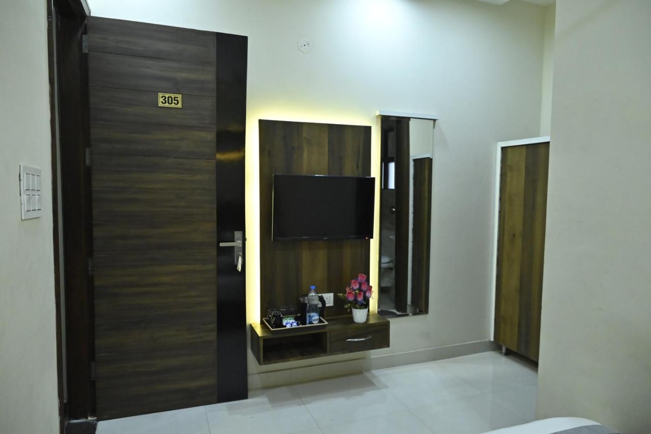 Guntas Residency Hotell Amritsar Eksteriør bilde