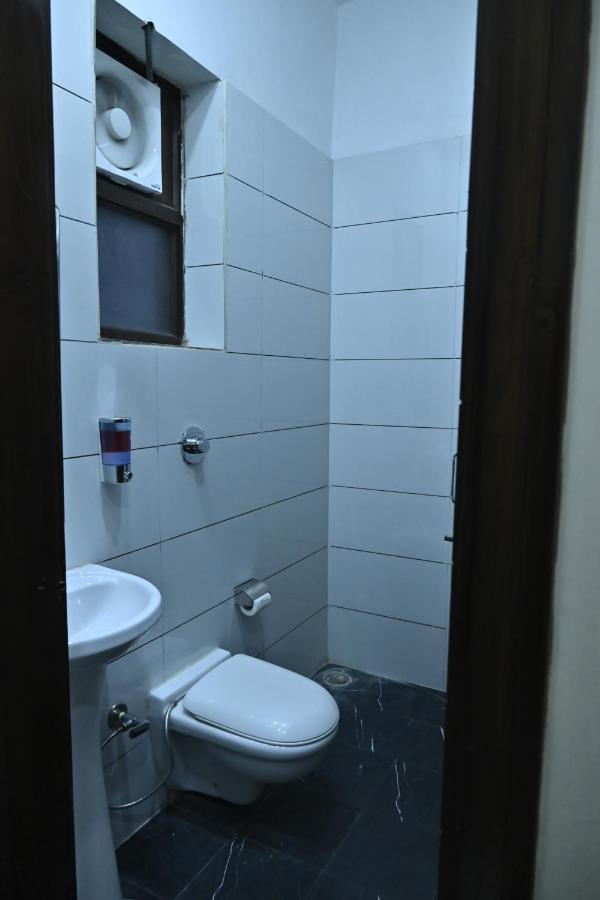 Guntas Residency Hotell Amritsar Eksteriør bilde