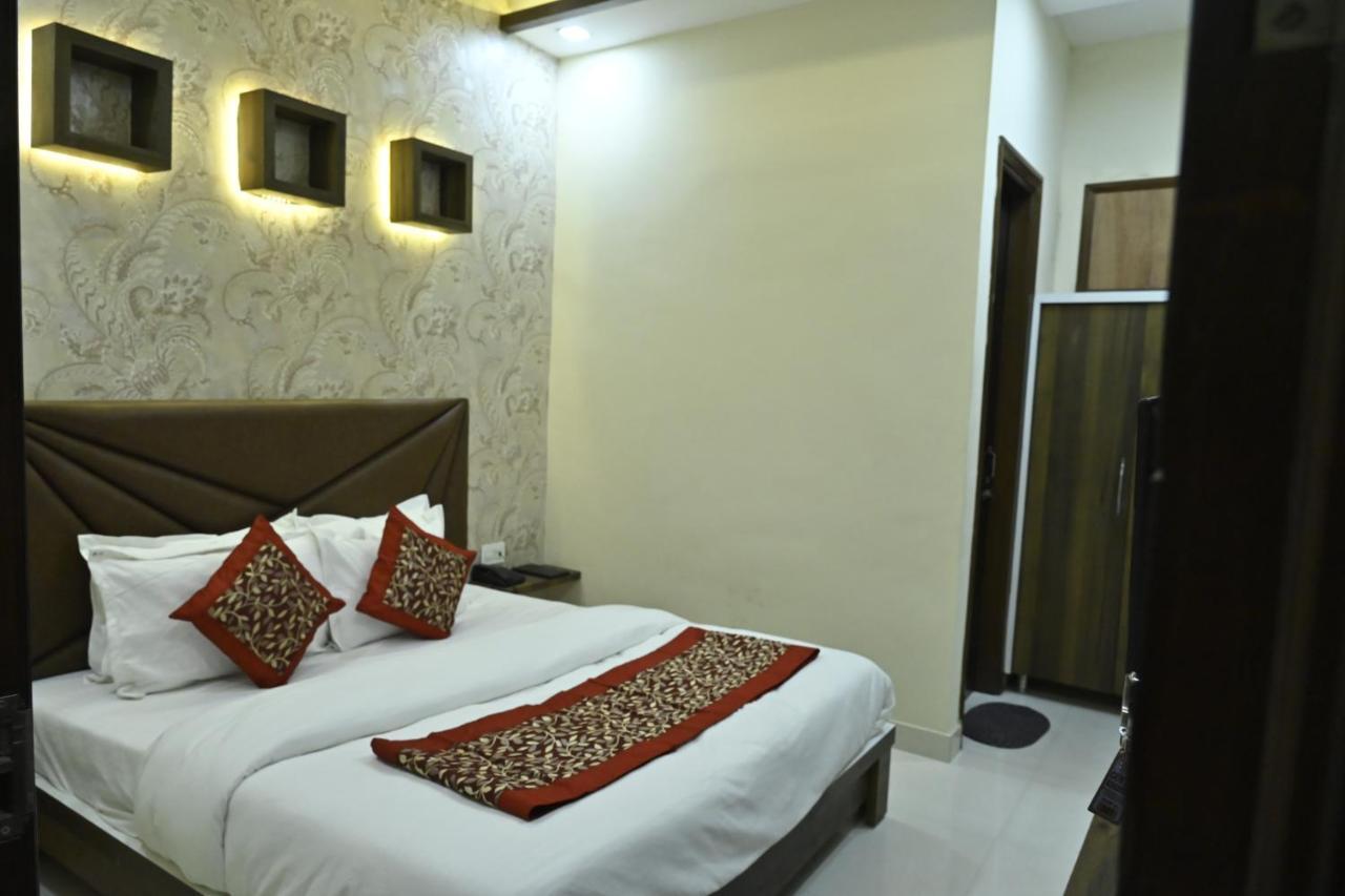Guntas Residency Hotell Amritsar Eksteriør bilde